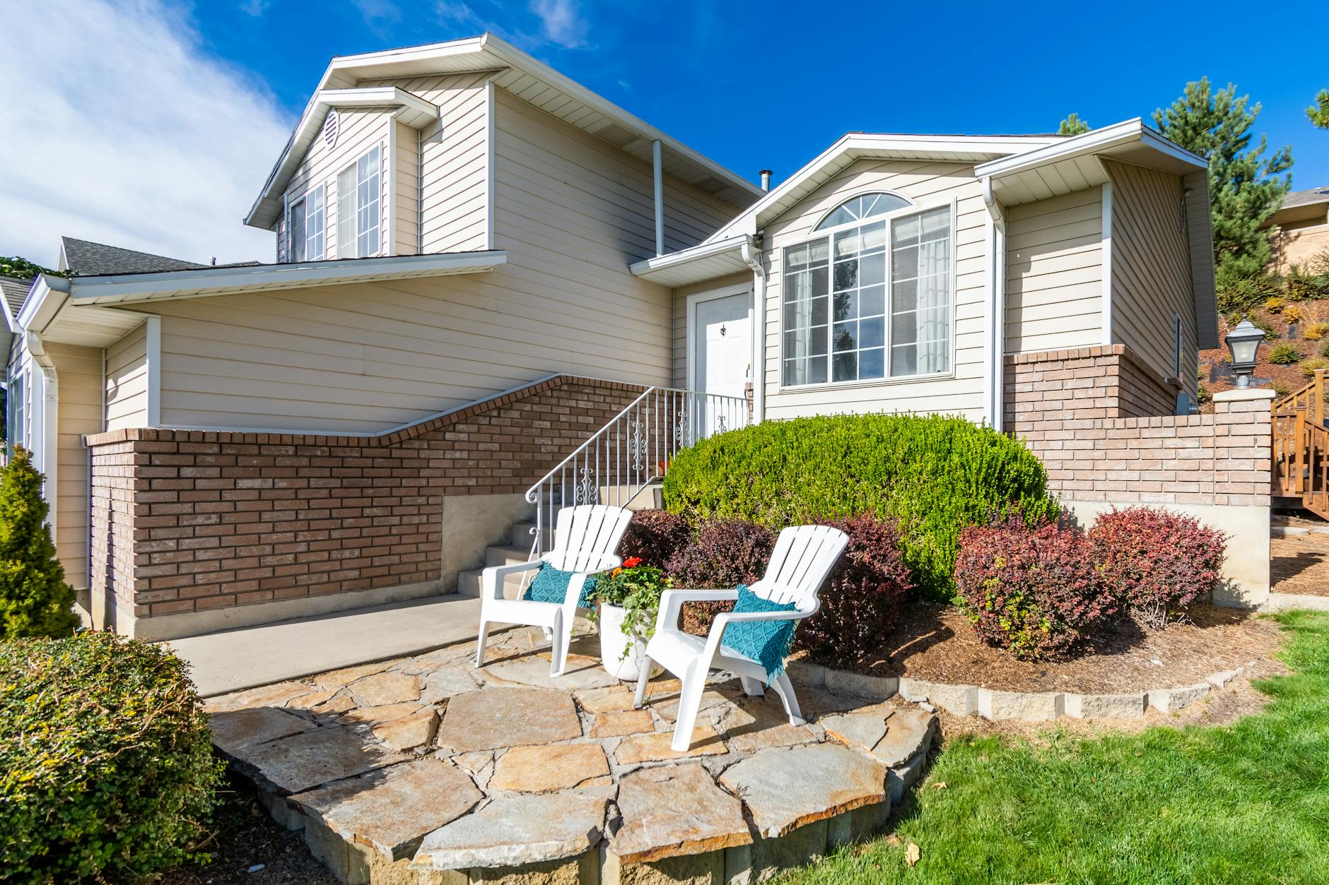 Lower Carmi landscaping Penticton